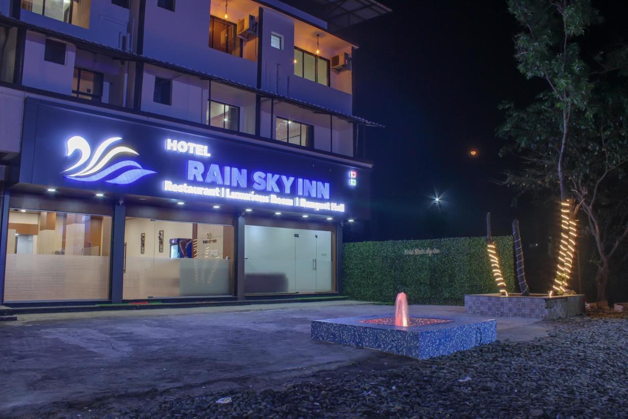 Hotel Rain Sky Inn لونافالا المظهر الخارجي الصورة