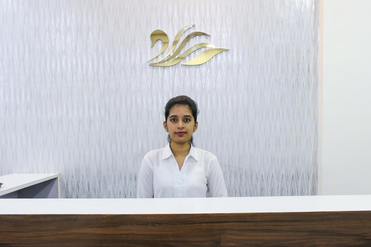 Hotel Rain Sky Inn لونافالا المظهر الخارجي الصورة